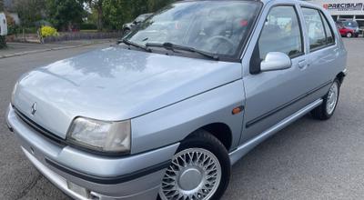 Renault Clio - Baccara 1.8 - 8 990 €