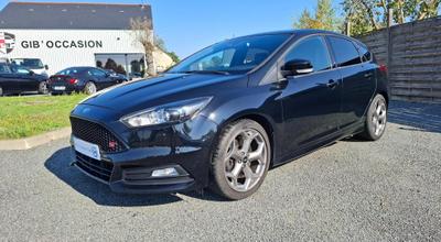 Ford Focus - ST  2.0 EcoBoost 250 S&amp;S - 18 900 €