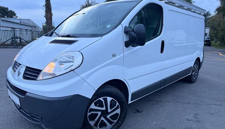 Renault Trafic  - 10 990 €