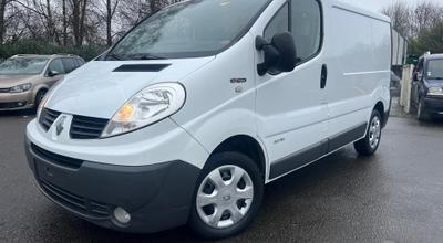 Renault Trafic - GRAND CONFORT  FGN 2.0 DCI 115 L1H1 1000 KG FAP - 11 990 €