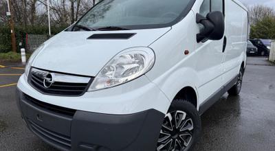 Opel Vivaro fourgon - PACK CLIM +  FGN F2900 L1H1 2.0 FAP CDTI 115 CH - 11 990 €