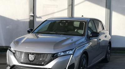 Peugeot 308 - 1.2 HYBRID 136CH ALLURE E-DCS6 - 23 490 €