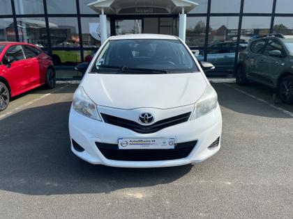 Toyota Yaris - 69 VVT-i Active - 5 990 €