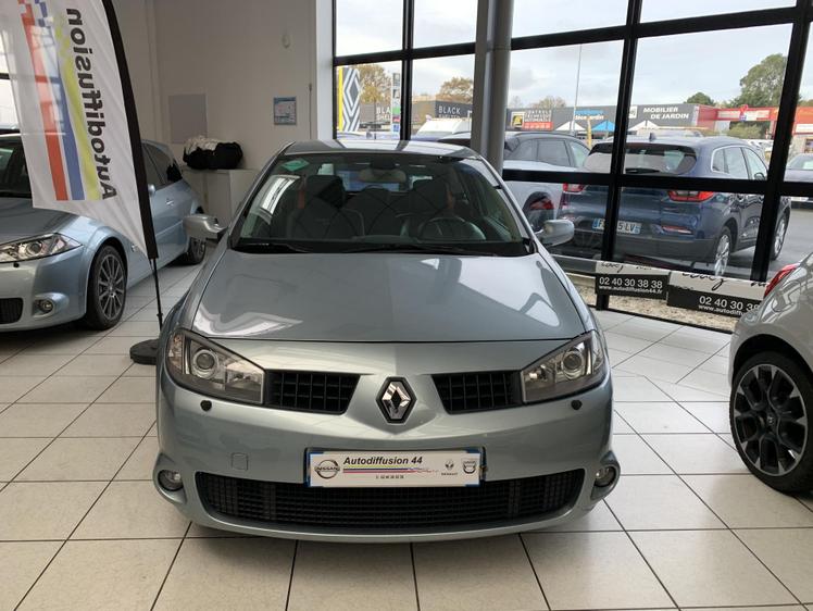 Renault Megane Coupe  - Sport - 19 900 €