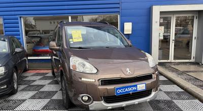 Peugeot Partner Tepee - 1.6 HDI STYLE BVM5 92 1.6 HDi FAP 90ch - 10 490 €