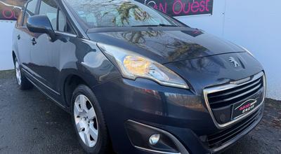 Peugeot 5008 - 1.6 HDI 115CH FAP STYLE II - 9 990 €