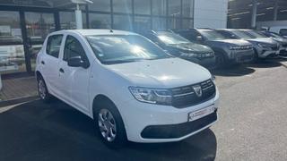 Dacia Sandero  - photo 1