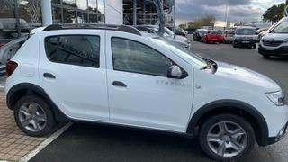 Dacia Sandero  - photo 2
